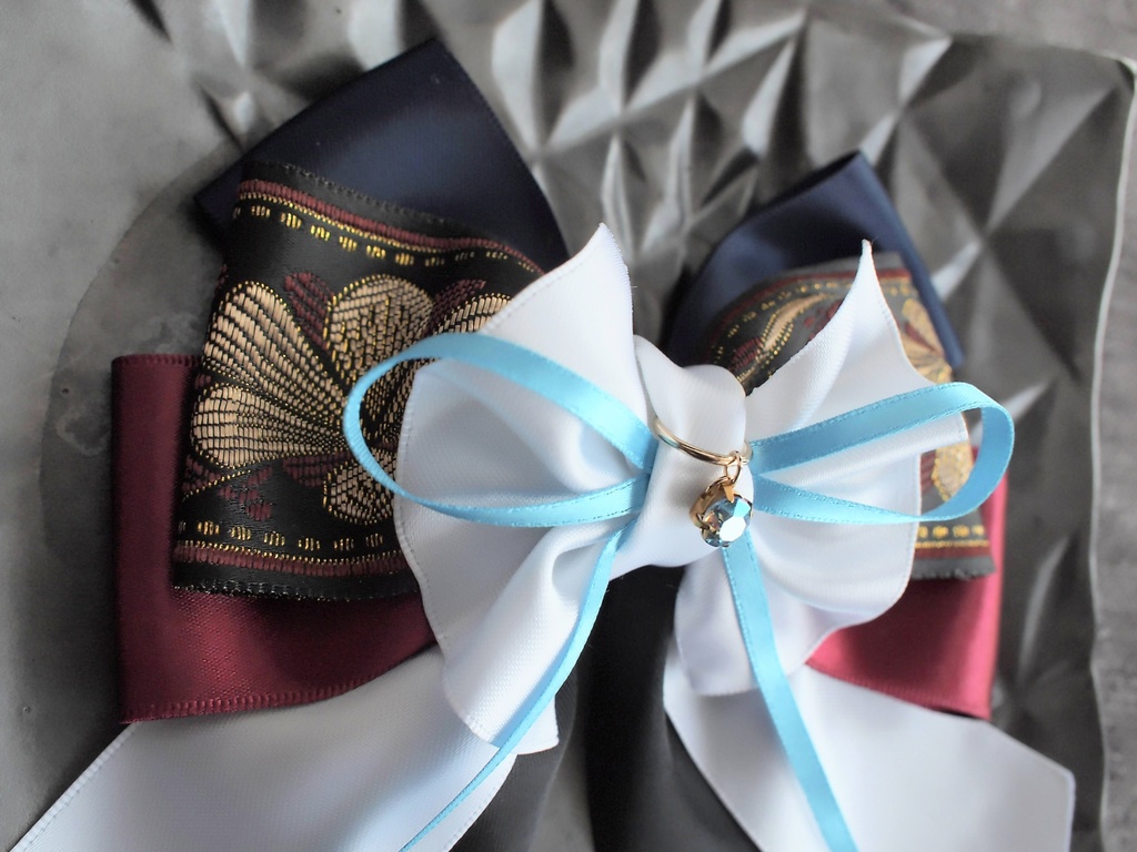 明石国行 堀川国広 大和守安定【夢見蝶の絹飾り】ペンラリボンorバッグチャームorヘアアクセ