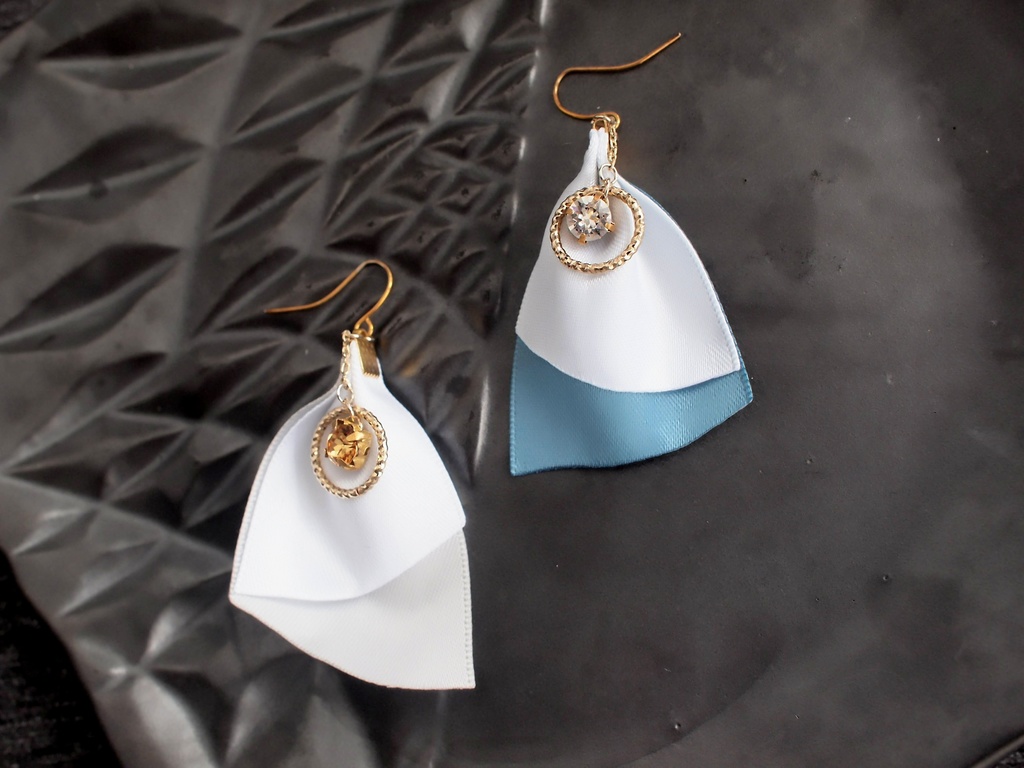 鶴丸国永 大倶利伽羅 山姥切国広【更紗木蓮の耳飾り】ピアスorイヤリングorマスクチャーム