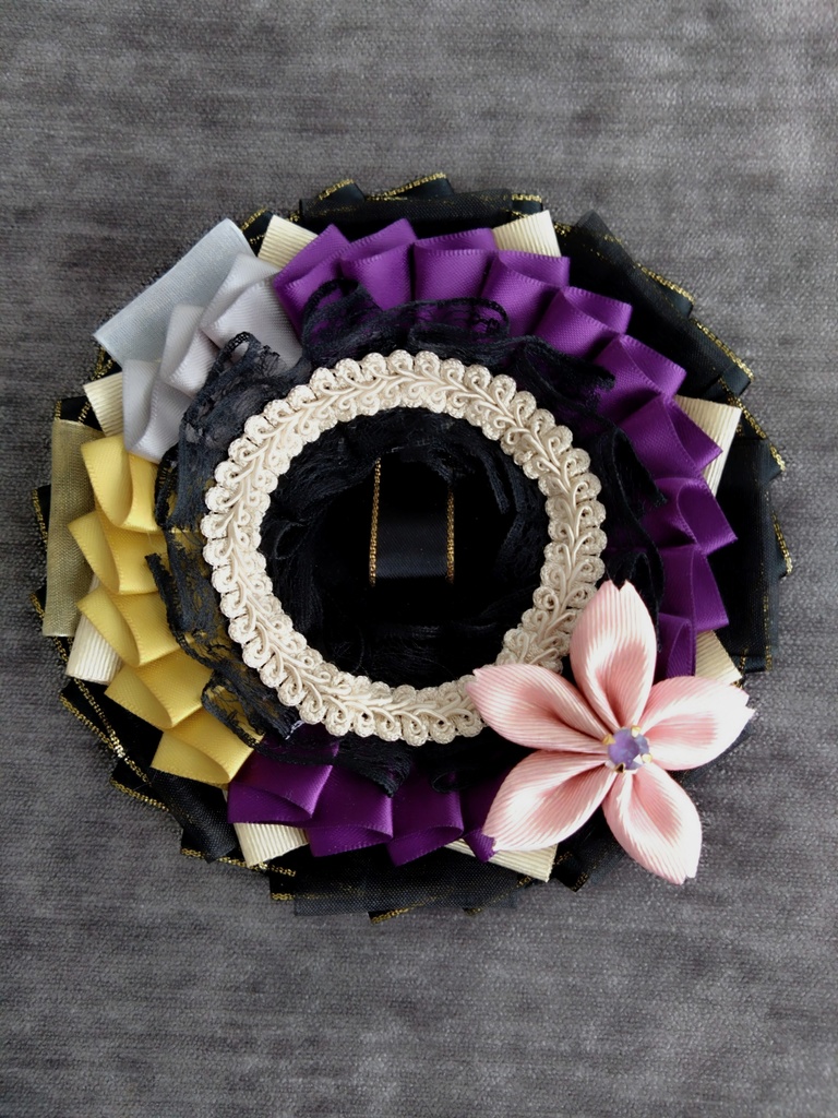 山姥切長義 へし切長谷部 鬼丸国綱 一期一振【雛菊桜のロゼット】