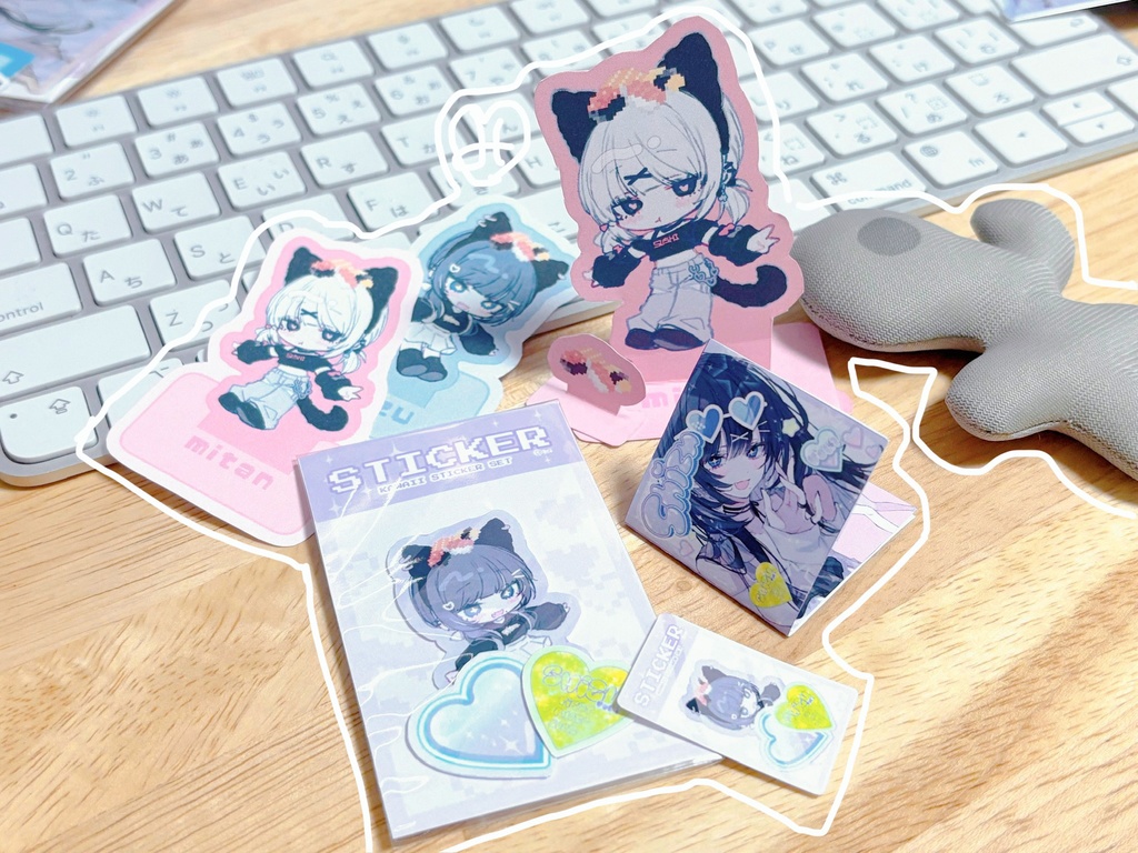 【DL商品】🖤紫都&mitanちゃんペーパークラフトシート