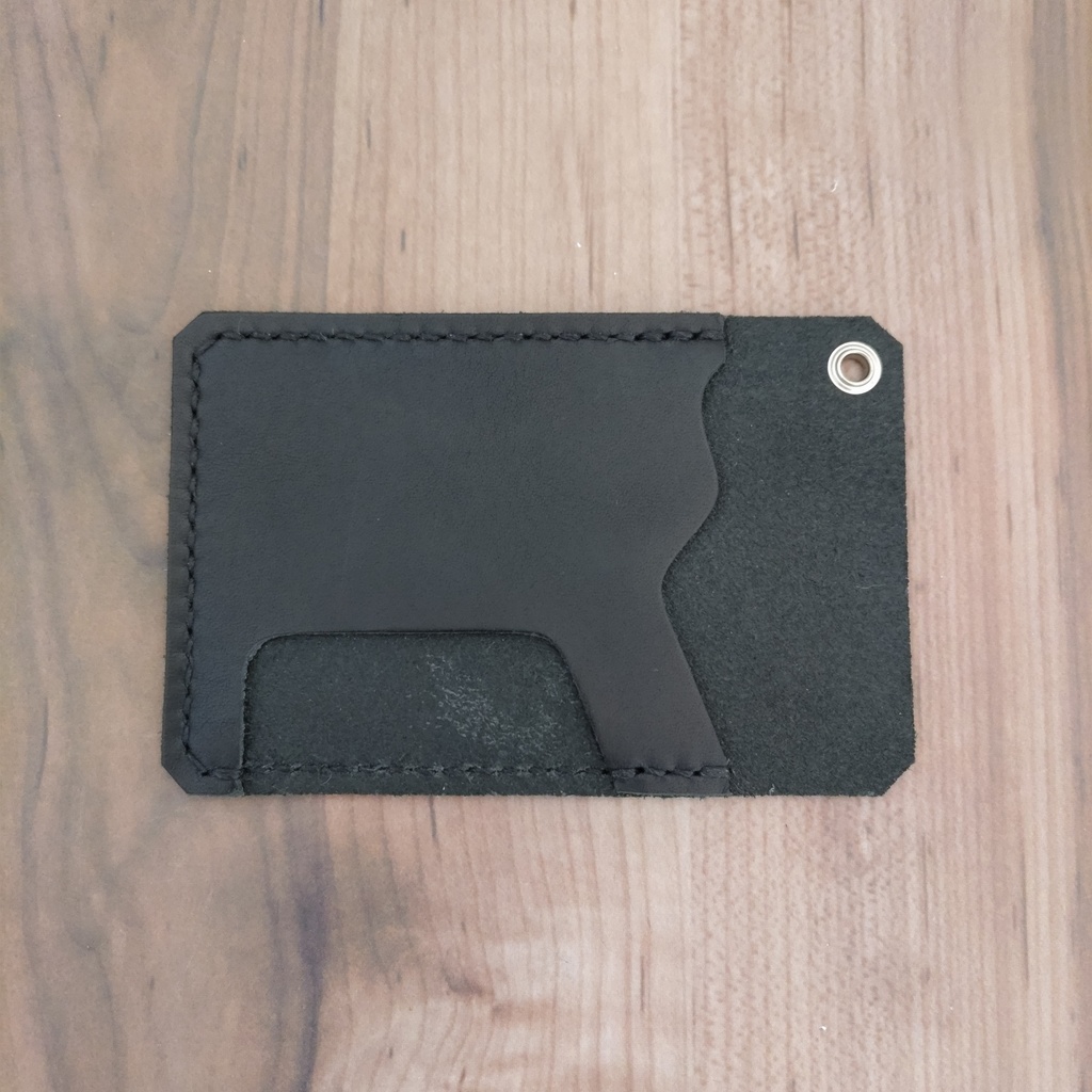 【受注製作】タンニン鞣し牛革を使用したSuicaデザインのパスケース