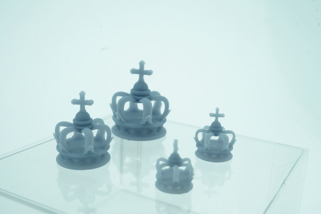 【未塗装】ミニサイズ王冠 4サイズ フィギュア等に