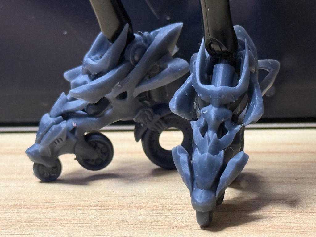 都市戦特化型 高速戦闘ユニット『紫電』