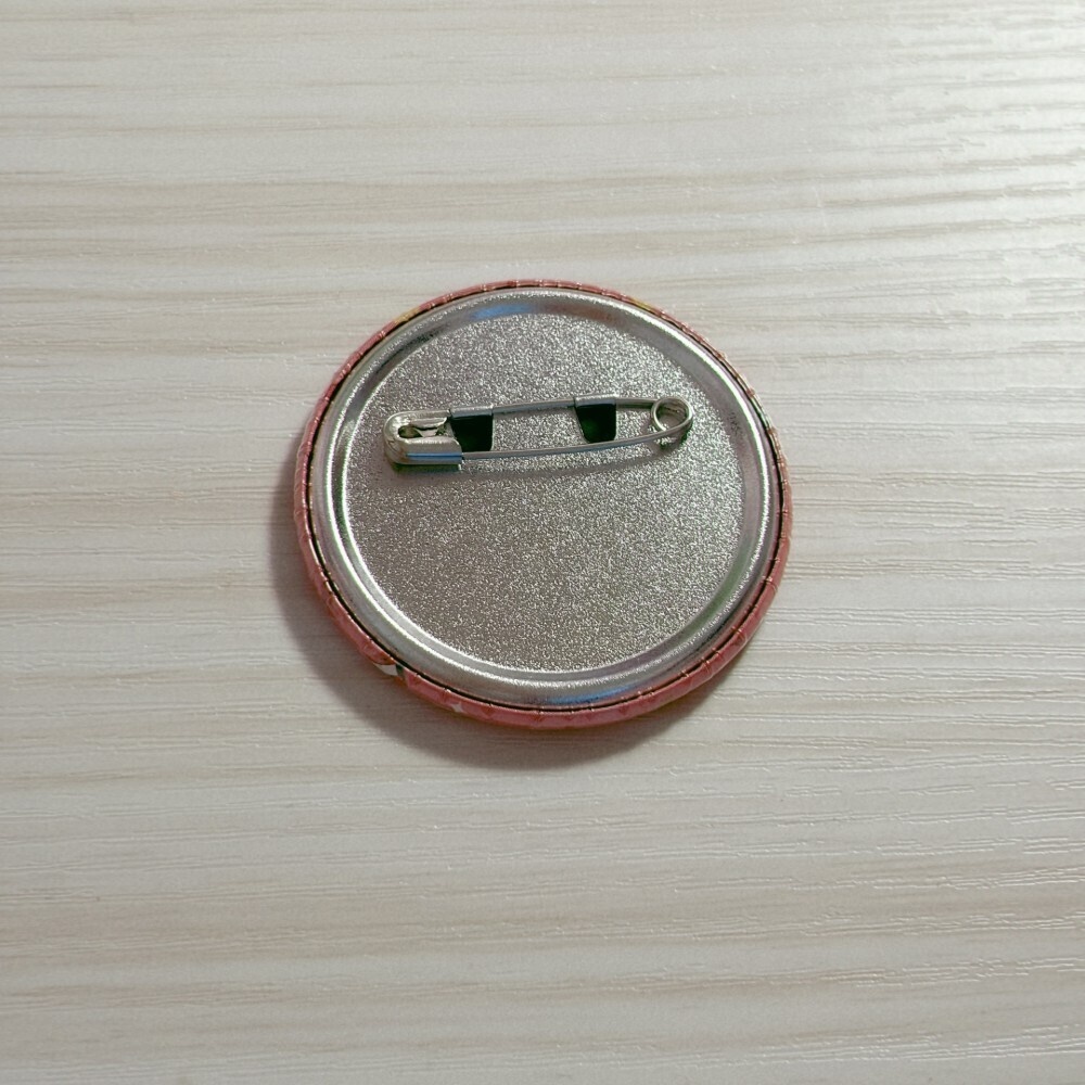 缶バッジ 44mm ★活動8周年&ch登録1000人達成記念