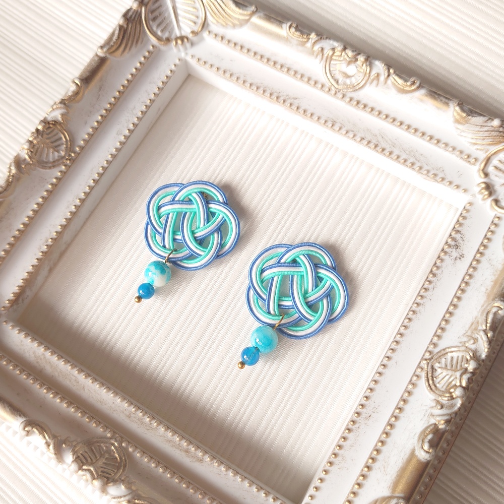 水引ピアスー空ー