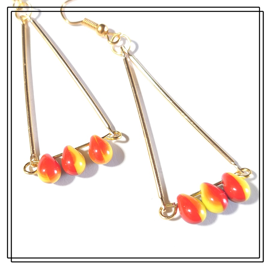 推しカラーチェコビーズピアス