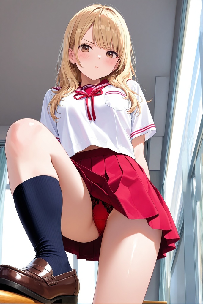 黒ハイソックスJKの踏みつけパンチラ Vol.2