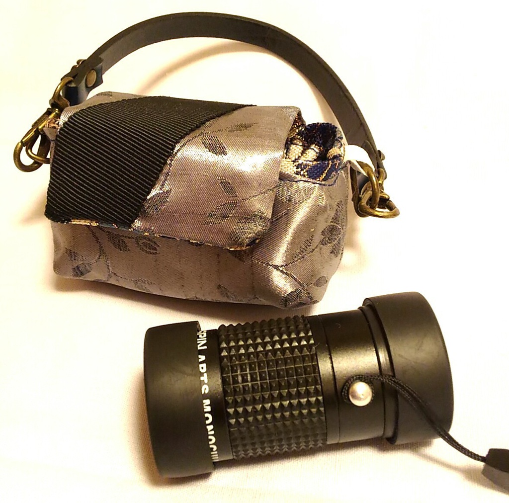 単眼鏡ポーチ/山姥切長義イメージ