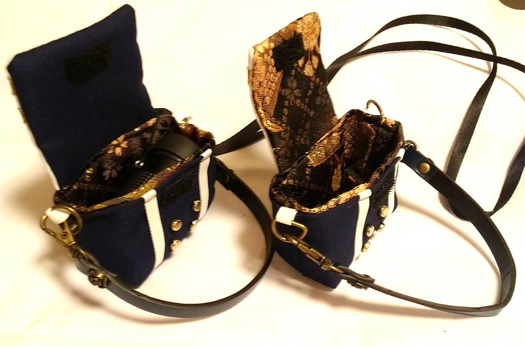 単眼鏡ポーチ/粟田口短刀・脇差イメージ