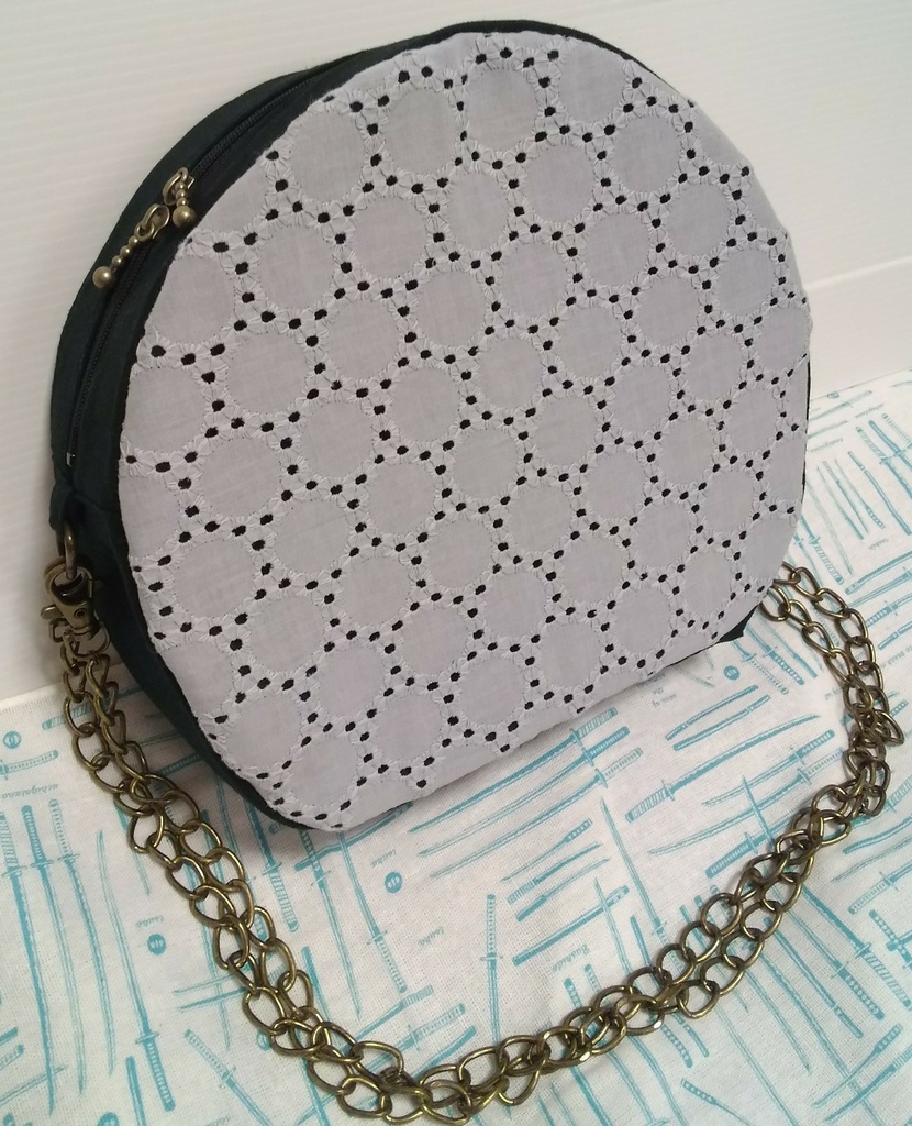 かまぼこ型ポシェット/山姥切長義・一期一振イメージ