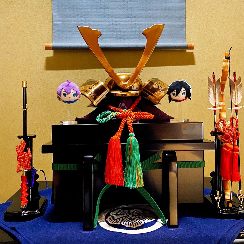 ミニサイズ こもちもちて・もちとこもちのなかよしこまど