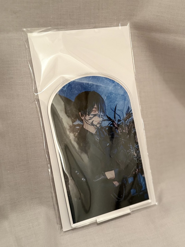 アクリルスタンド「烏執事」