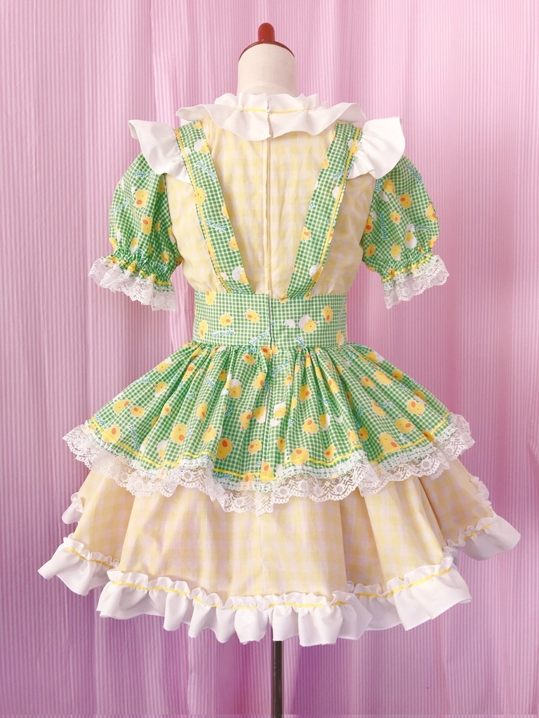 ぴよぴよ🐣メイドさん風アイドル衣装