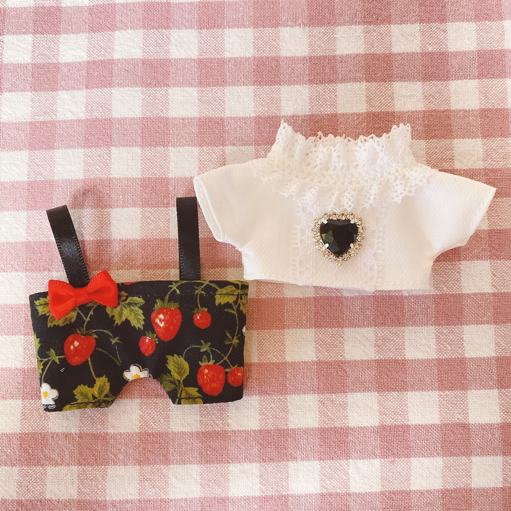 黒×イチゴ柄♡トップス&ズボンset