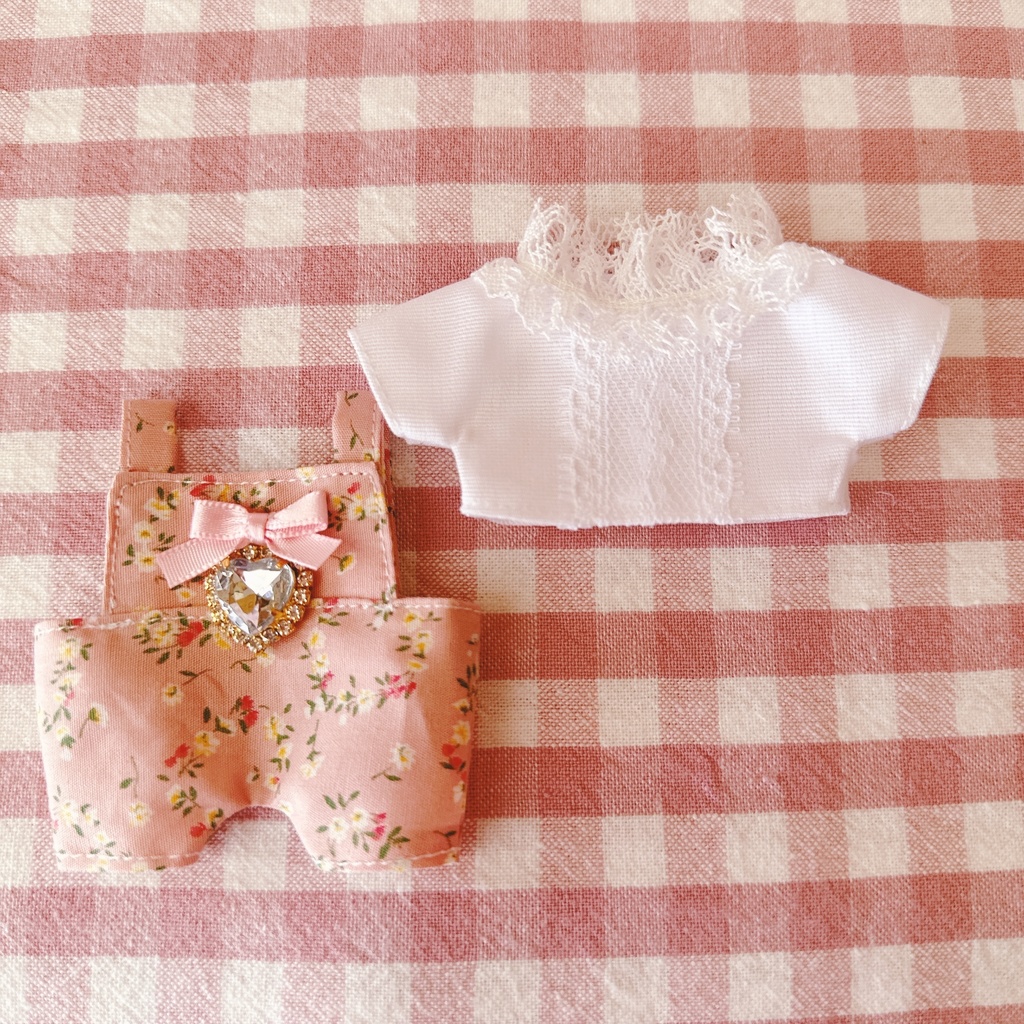 ピンク×フラワー柄♡トップス&サロペットset