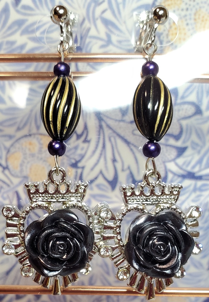 薔薇の綺麗なイヤリング(ピアス)