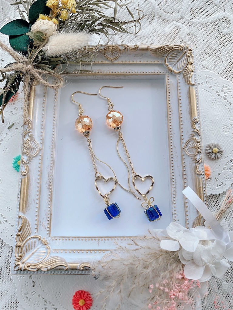 何かイメージしたピアス⑬