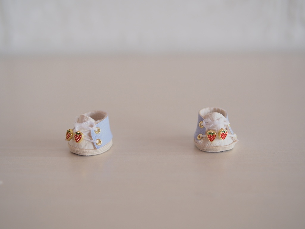 いちごシューズ