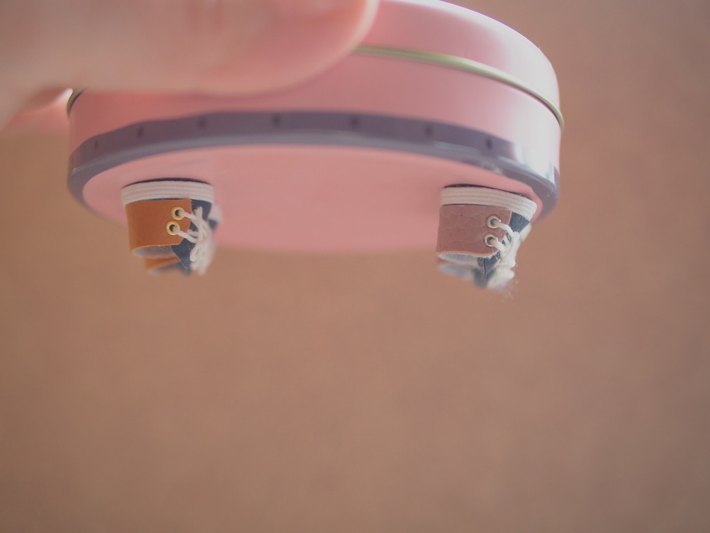 パンチングスターシューズ