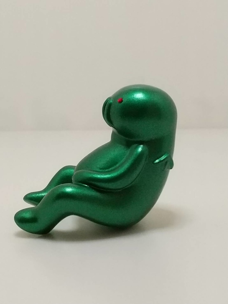 おすわりクトゥルー像