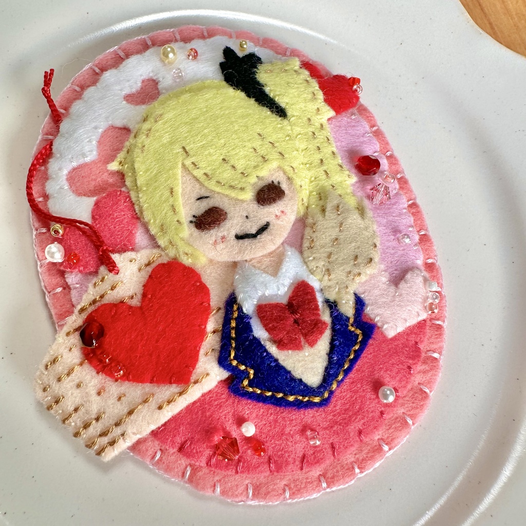 天野宮比【恋は果てまで止まらない】フェルトワッペン/表情ノーマル