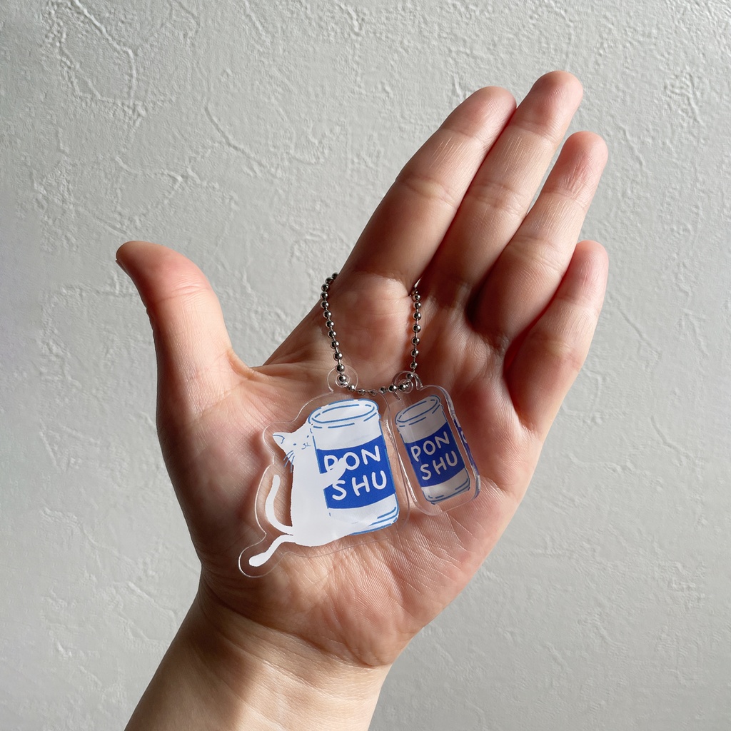 カップ酒のアクリルキーホルダーとオーロラステッカーセット