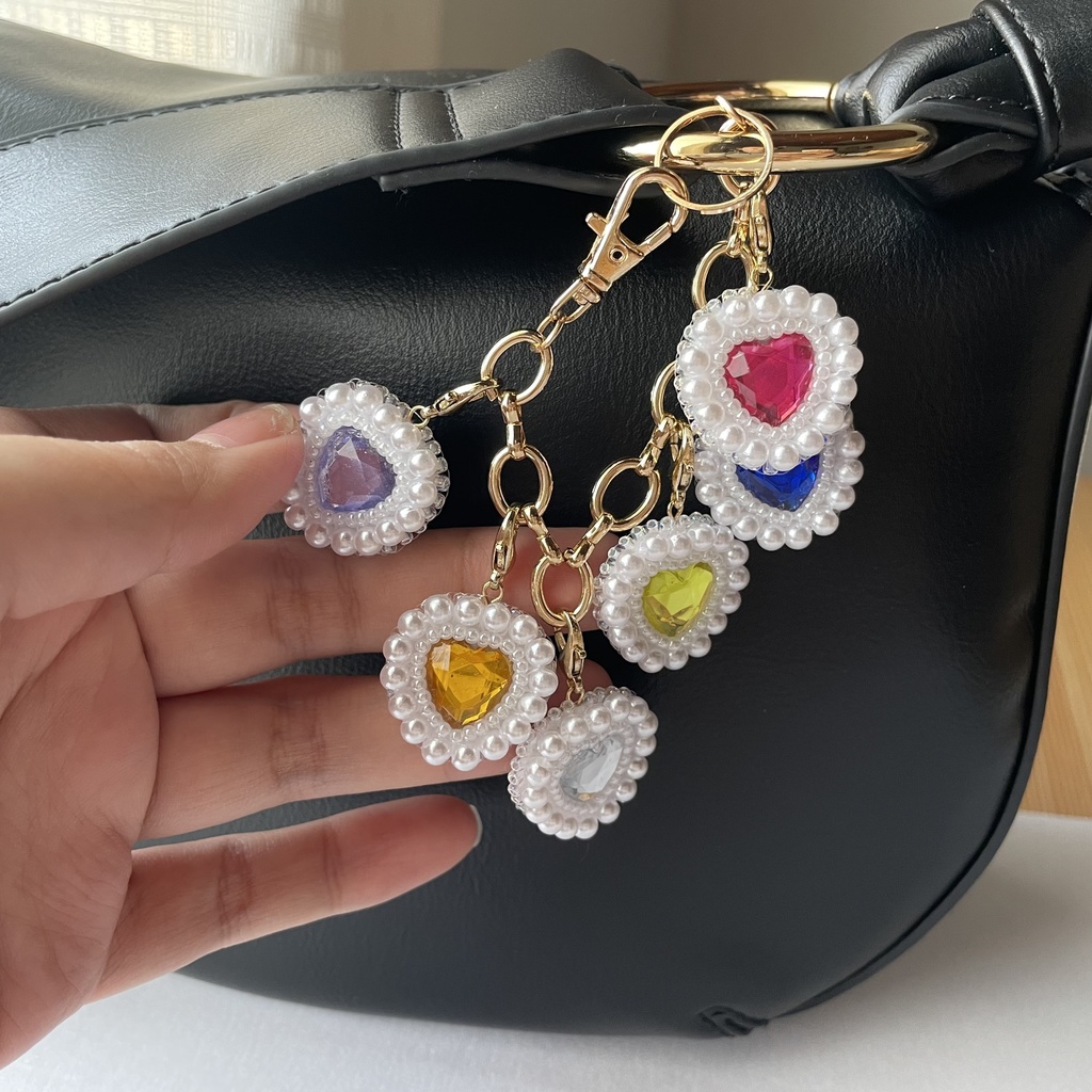 匿名配送 ホワイトハートのバッグチャーム 推し活 推し色