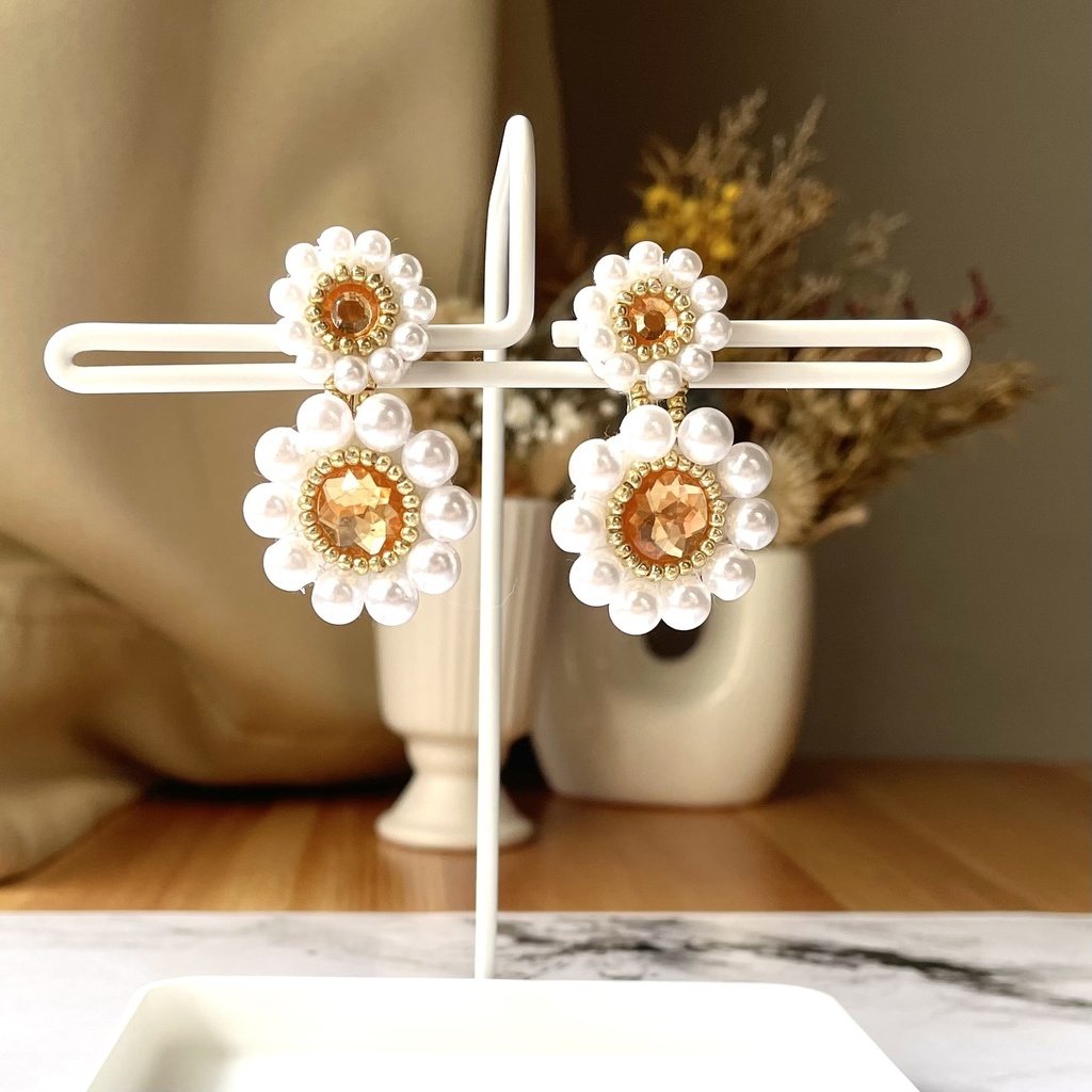 004 匿名配送 ハンドメイド イヤリング ビーズ刺繍 パール お花 オレンジ 推し活 推し色