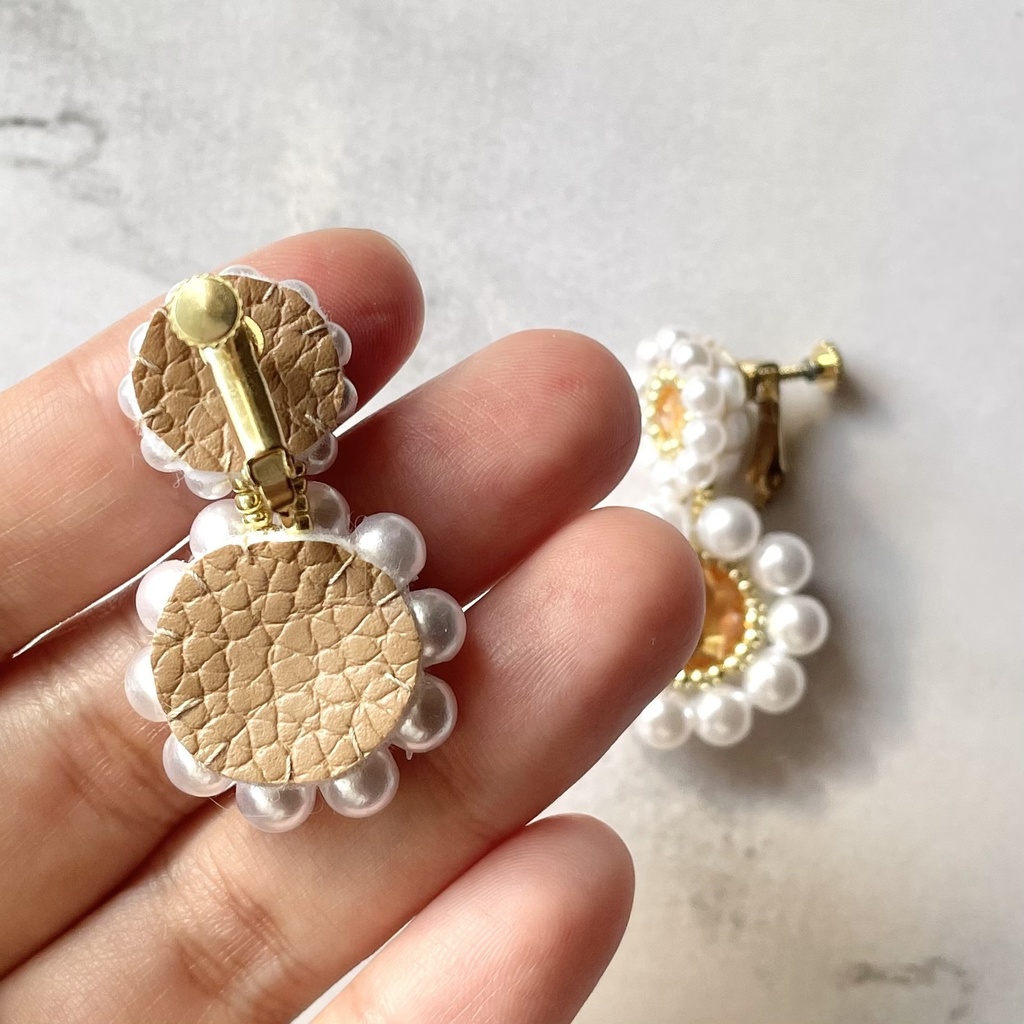 004 匿名配送 ハンドメイド イヤリング ビーズ刺繍 パール お花 オレンジ 推し活 推し色
