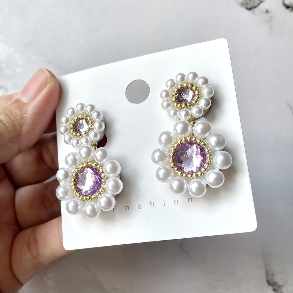 005 匿名配送 ハンドメイド イヤリング ビーズ刺繍 パール 紫 お花 推し活 推し色