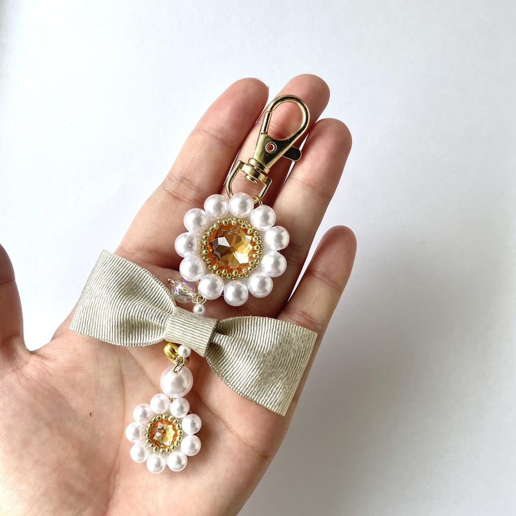 014 匿名配送 ハンドメイド ビーズ刺繍 バッグチャーム キーホルダー 推し色 推し活 オレンジ