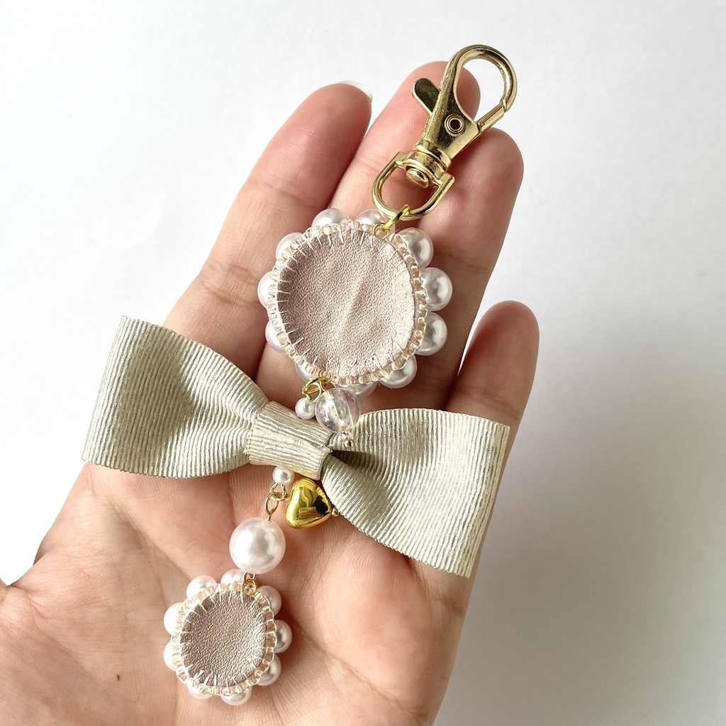 014 匿名配送 ハンドメイド ビーズ刺繍 バッグチャーム キーホルダー 推し色 推し活 オレンジ