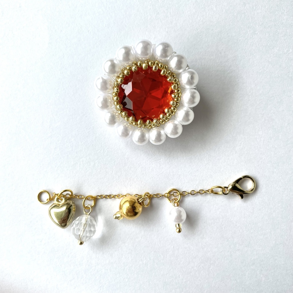 016 匿名配送 ハンドメイド ビーズ刺繍 ブローチ コサージュ バッチ 推し活 推し色 赤