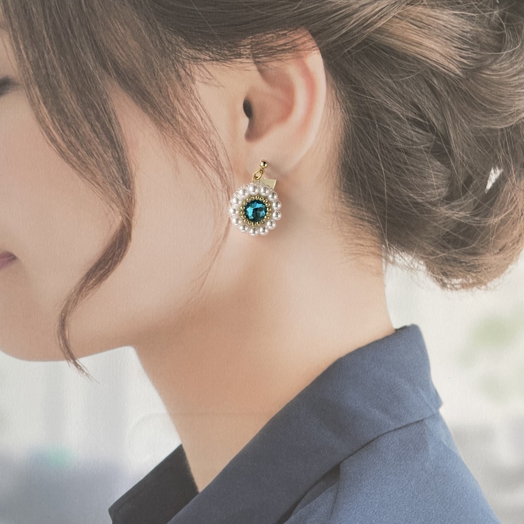 023 匿名配送 ハンドメイド ビーズ刺繍 ノンホールピアス 推し活 推し色 青 水色