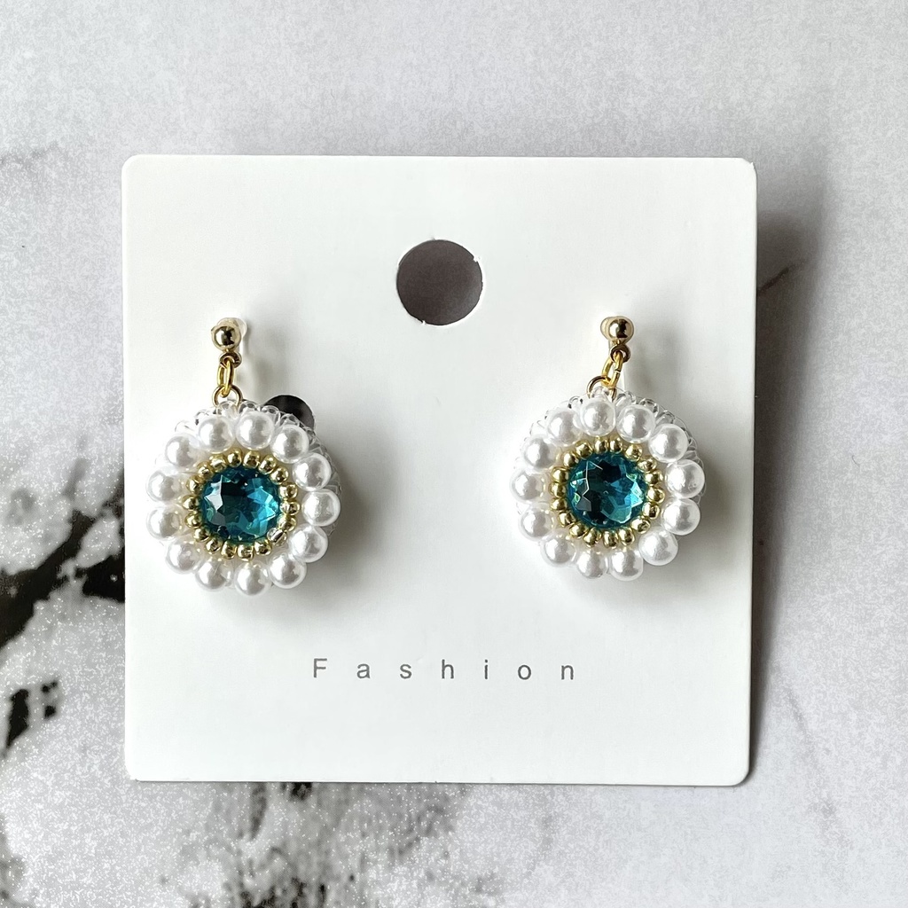 023 匿名配送 ハンドメイド ビーズ刺繍 ノンホールピアス 推し活 推し色 青 水色