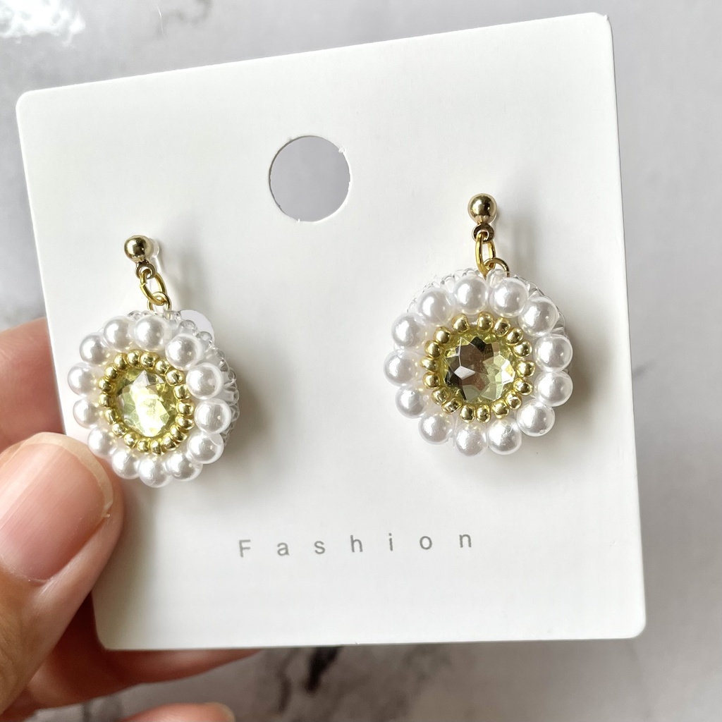 024 匿名配送 ハンドメイド ビーズ刺繍 ノンホールピアス 推し活 推し色 黄色