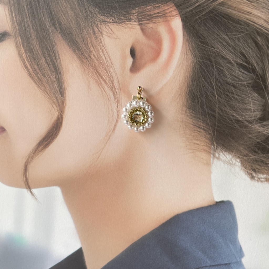 024 匿名配送 ハンドメイド ビーズ刺繍 ノンホールピアス 推し活 推し色 黄色