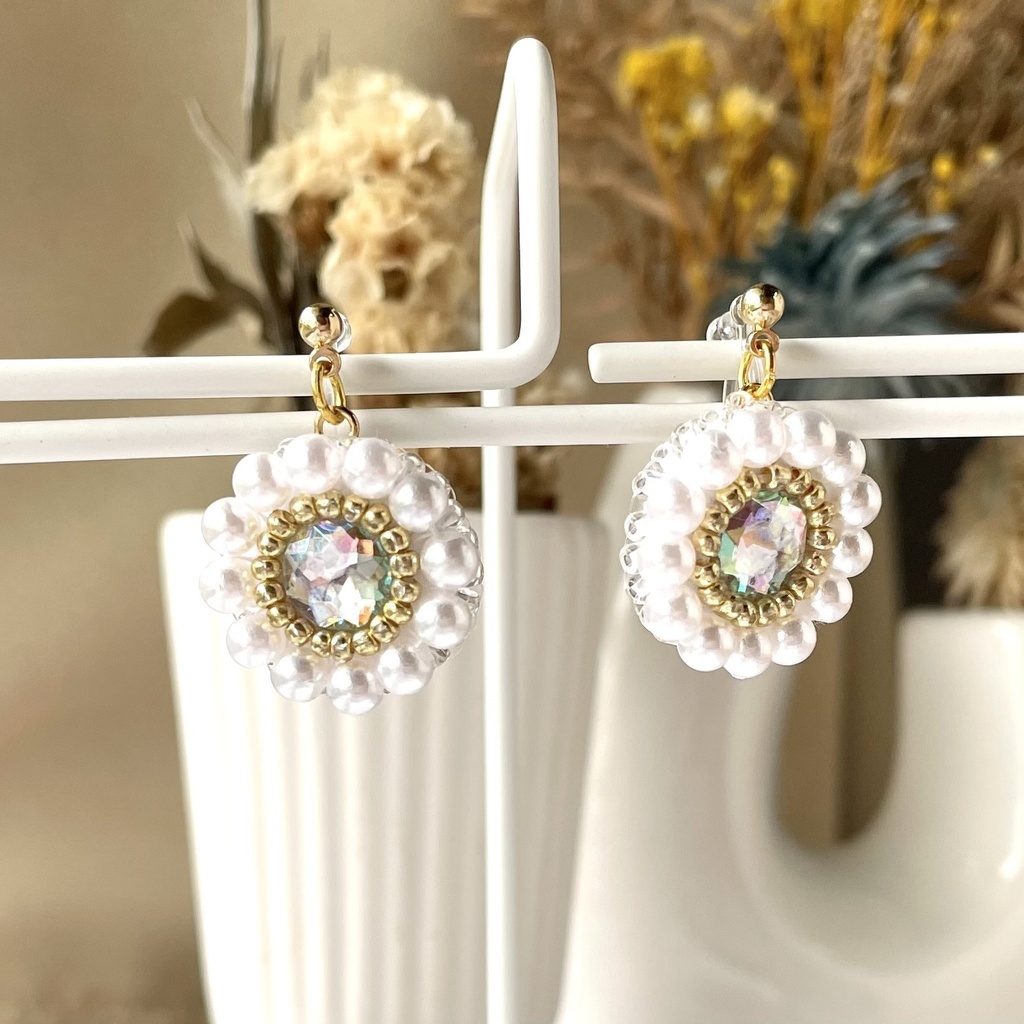 025 匿名配送 ハンドメイド ビーズ刺繍 ノンホールピアス 推し活 推し色 シルバー グレー