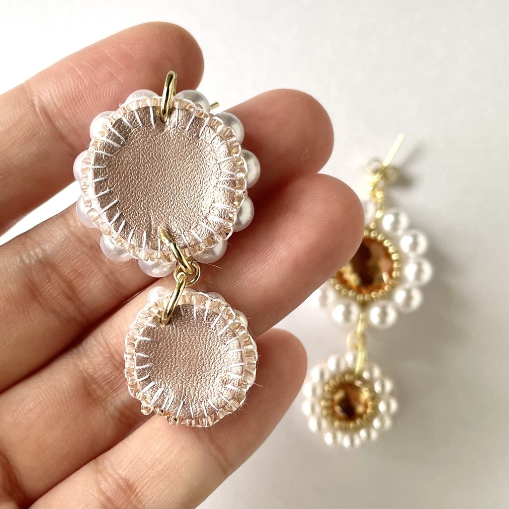 032 匿名配送 ハンドメイド ビーズ刺繍 ピアス 推し活 推し色 オレンジ