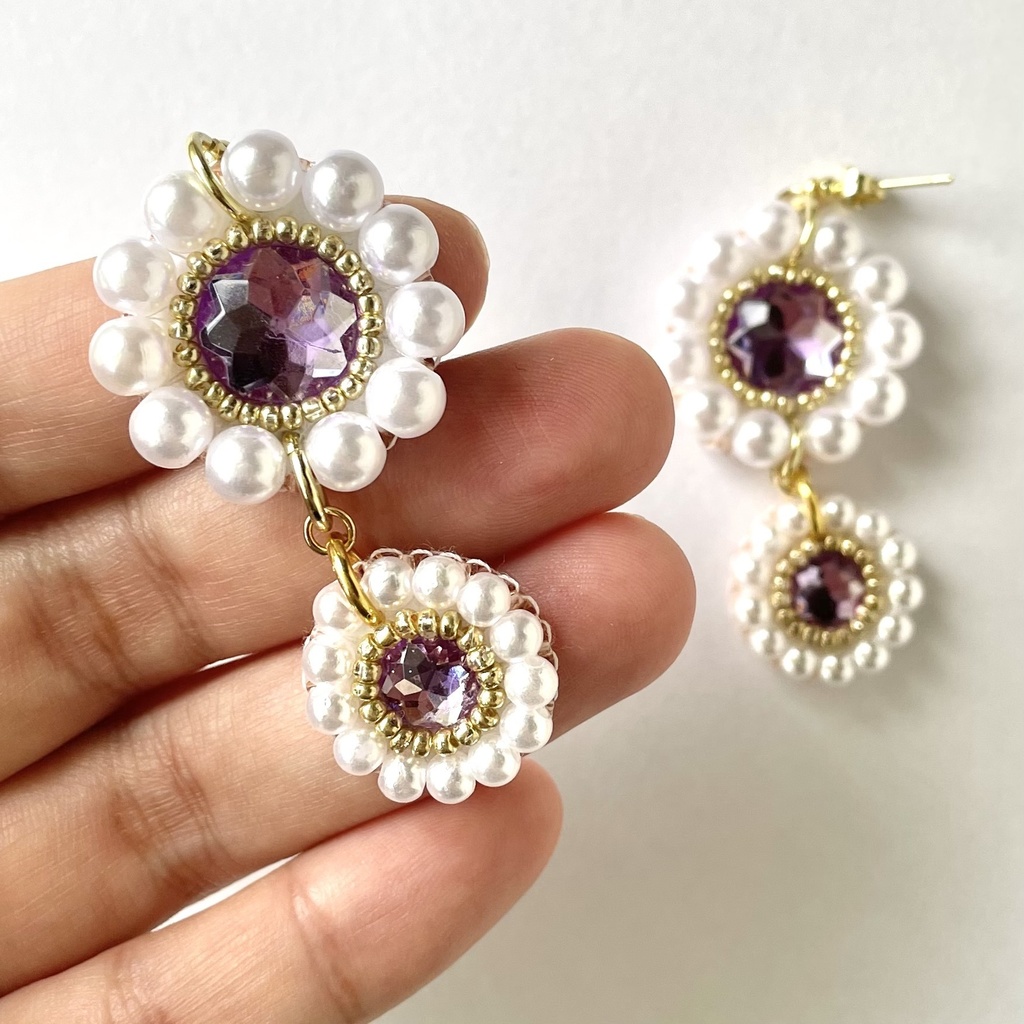 033 匿名配送 ハンドメイド ビーズ刺繍 ピアス 推し活 推し色 紫