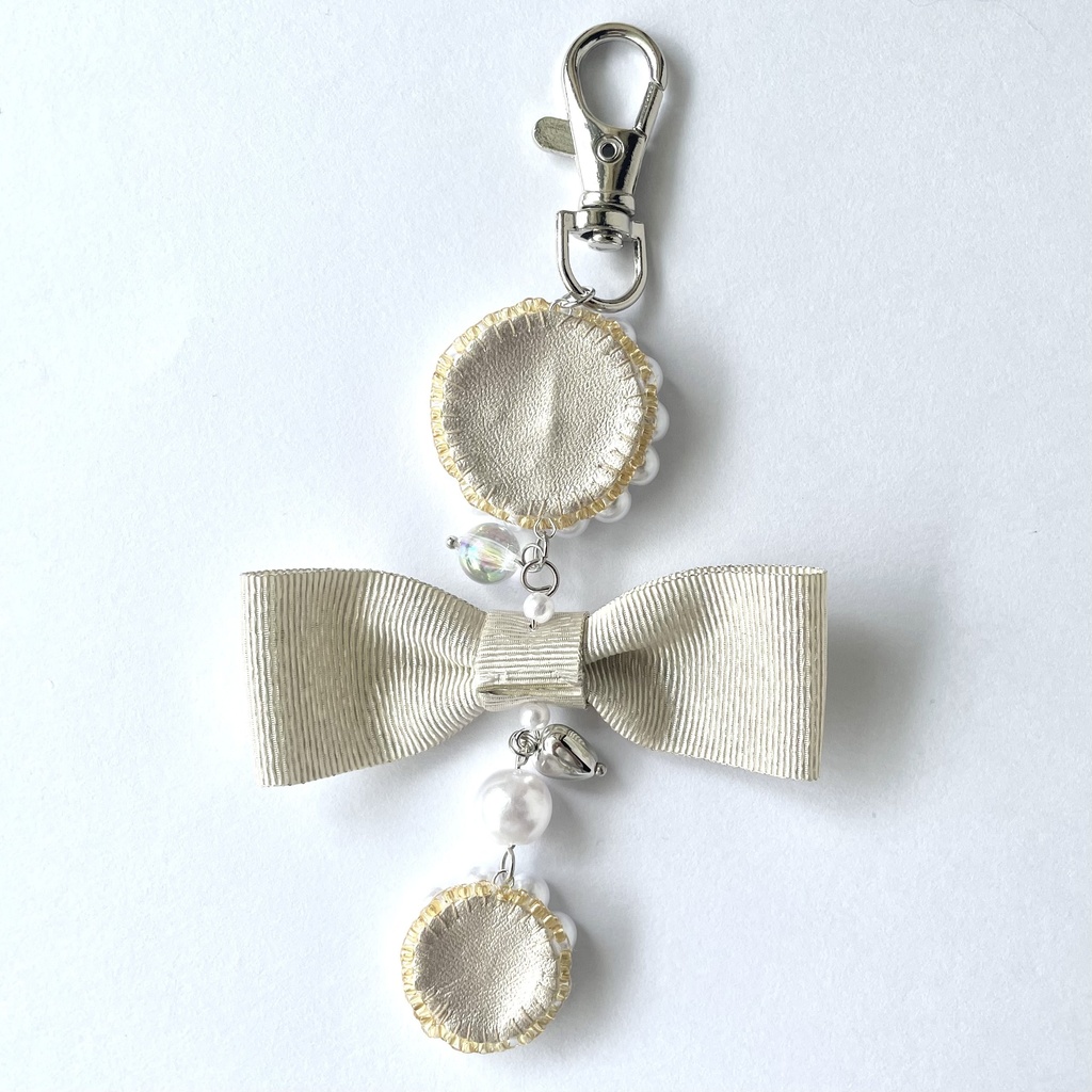 035 匿名配送 ハンドメイド キーホルダー バッグチャーム 推し活 推し色 青 水色