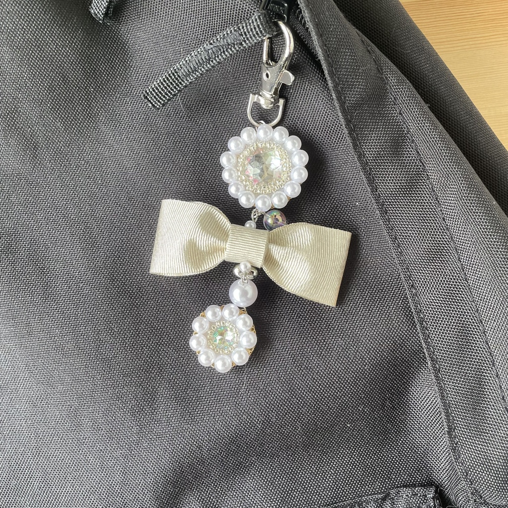 037 匿名配送 ハンドメイド キーホルダー バッグチャーム 推し活 推し色 シルバー