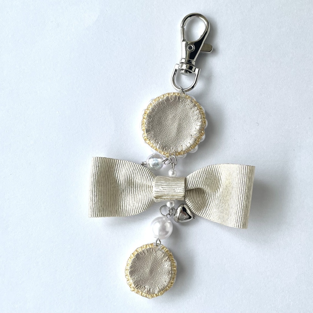 038 匿名配送 ハンドメイド ビーズ刺繍 キーホルダー バッグチャーム 推し活 推し色 オレンジ