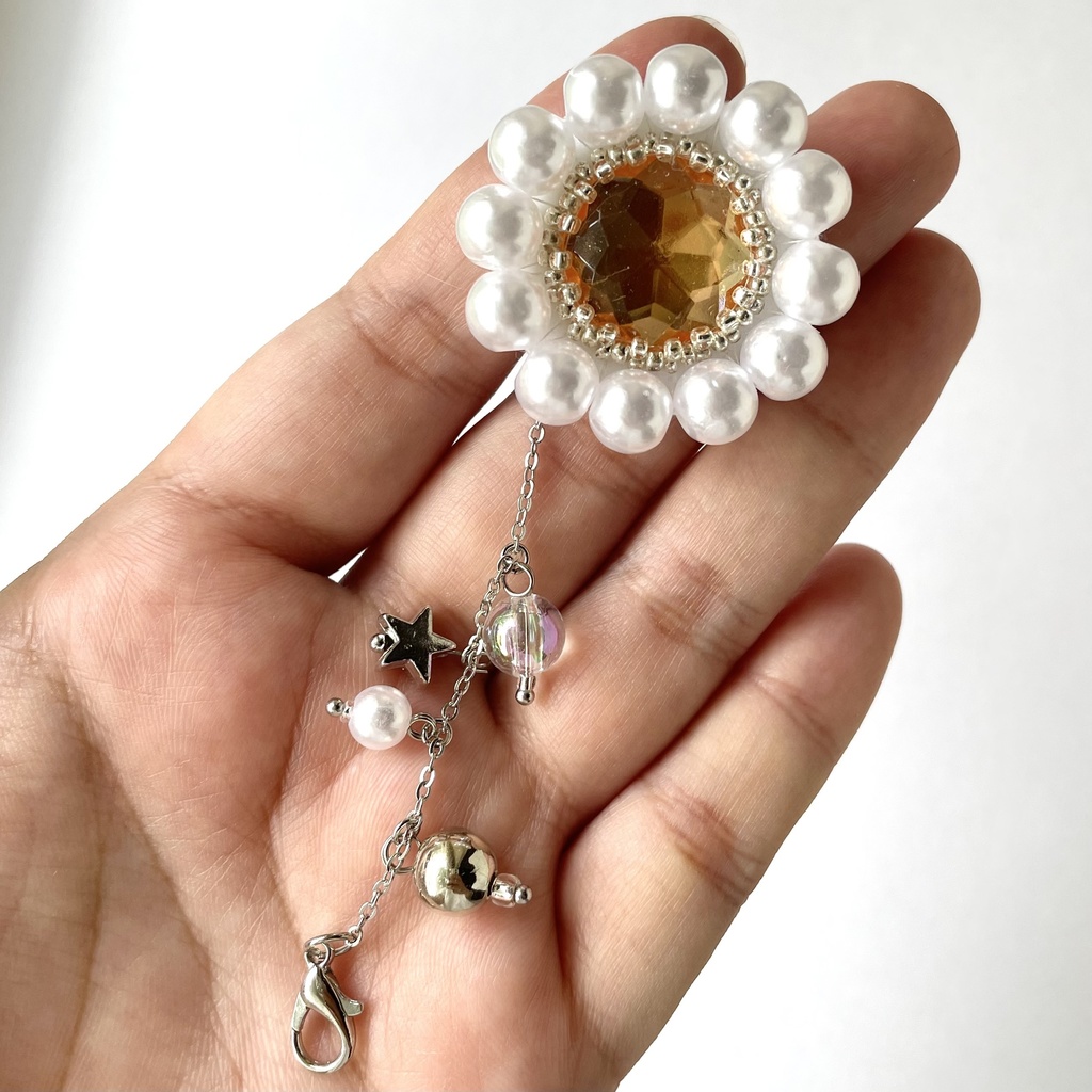 045 匿名配送 ハンドメイド ビーズ刺繍 ブローチ コサージュ 推し活 推し色 オレンジ