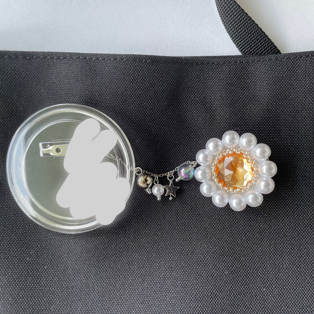 045 匿名配送 ハンドメイド ビーズ刺繍 ブローチ コサージュ 推し活 推し色 オレンジ