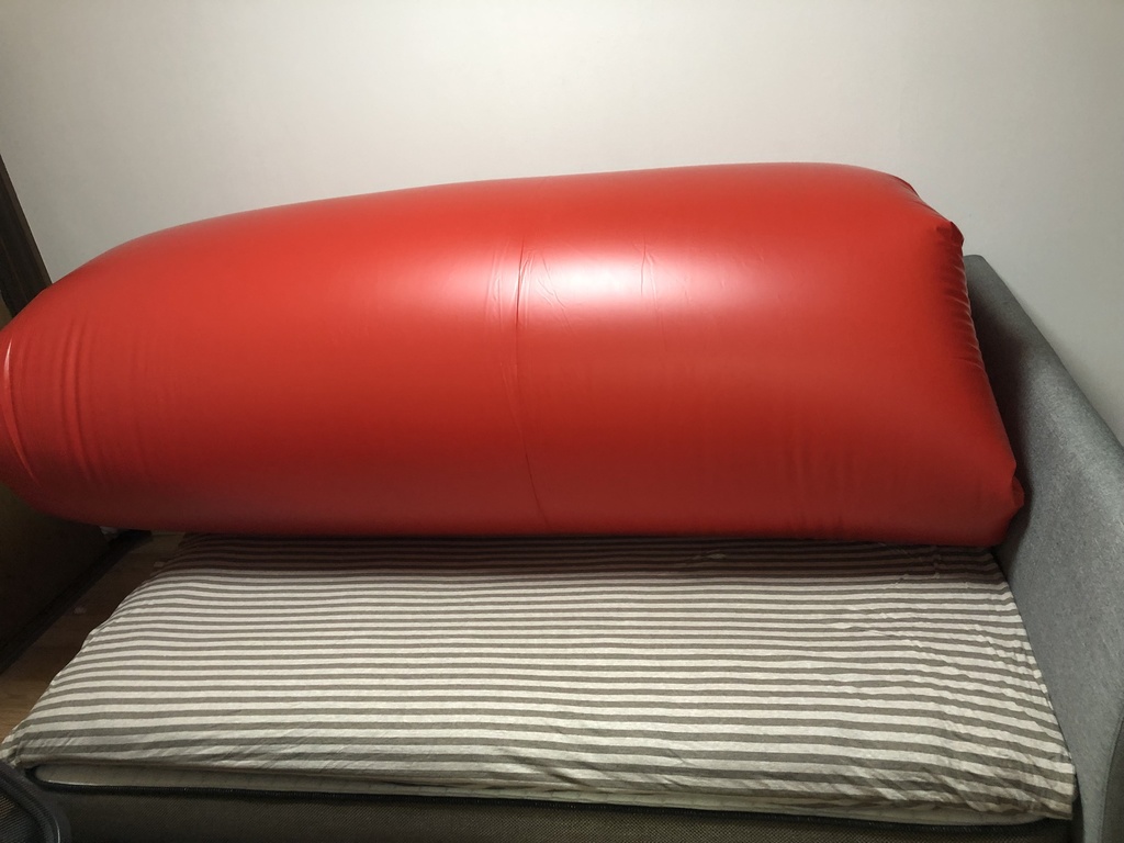 【巨大エアバッグ】インフレータブル・チューブワーム