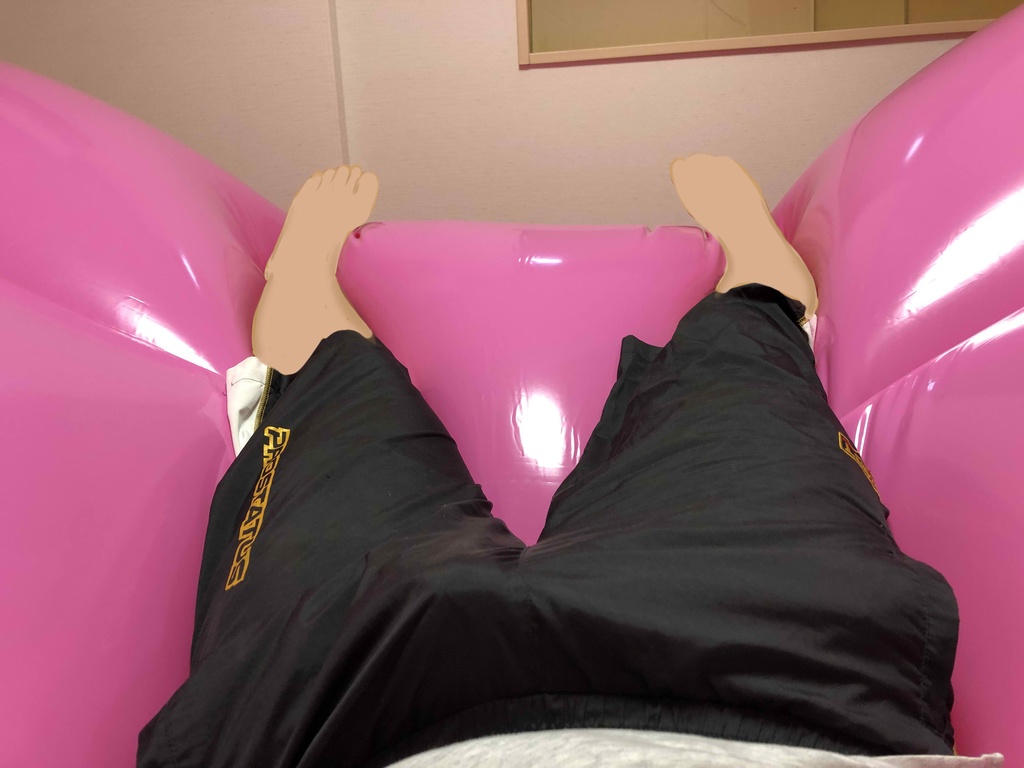 ピンクの大きなエアーマット