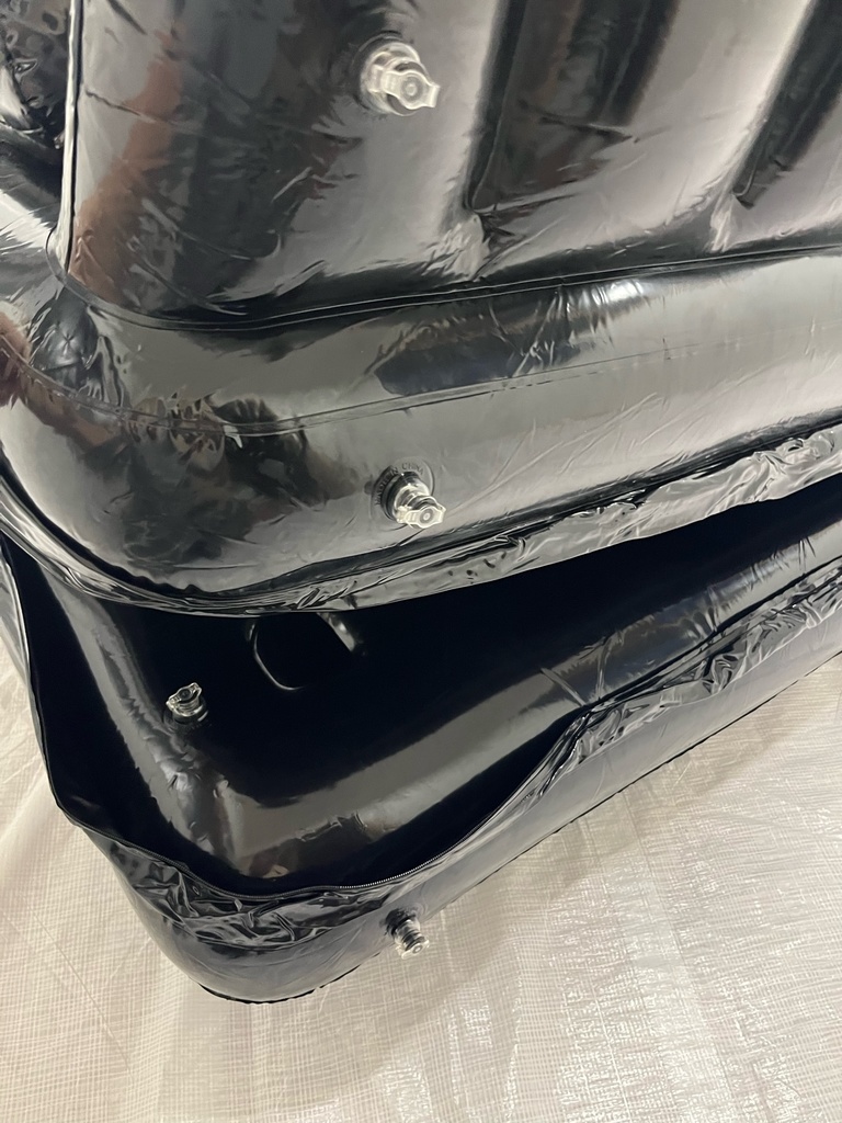 【ブラック】人食いボンデージ・エアソファー