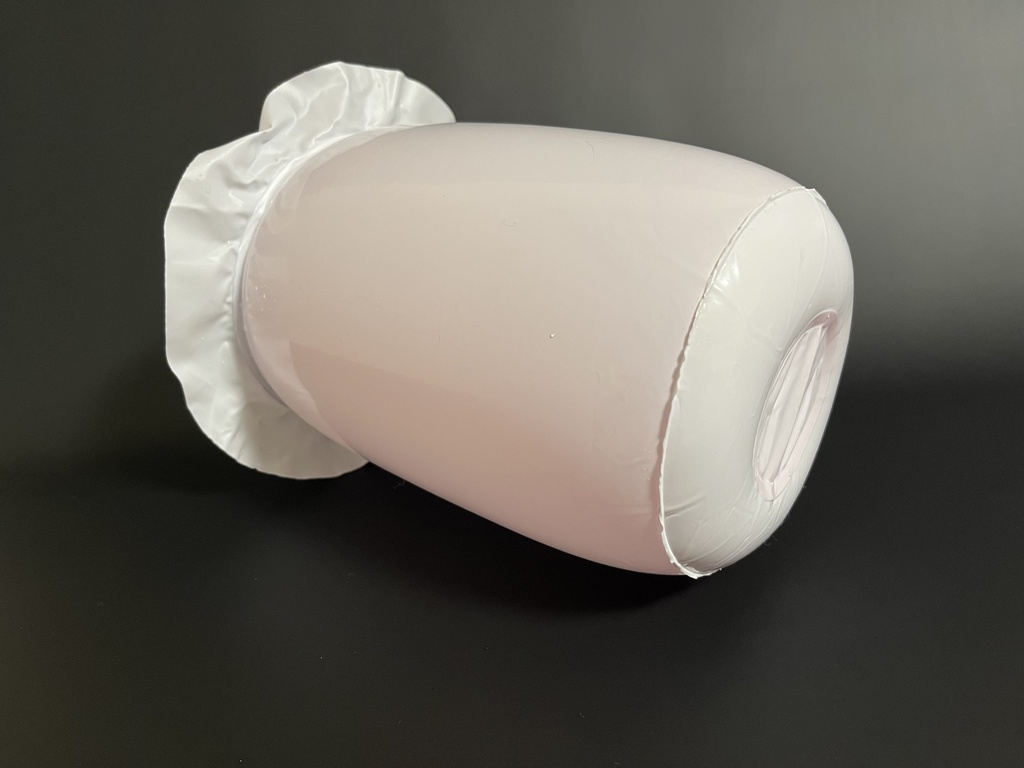 【ホワイト/ピンク】ふわふわ空ビのエアホール スカートあり