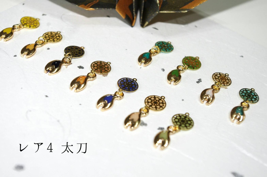 イメージアクセサリー（太刀）